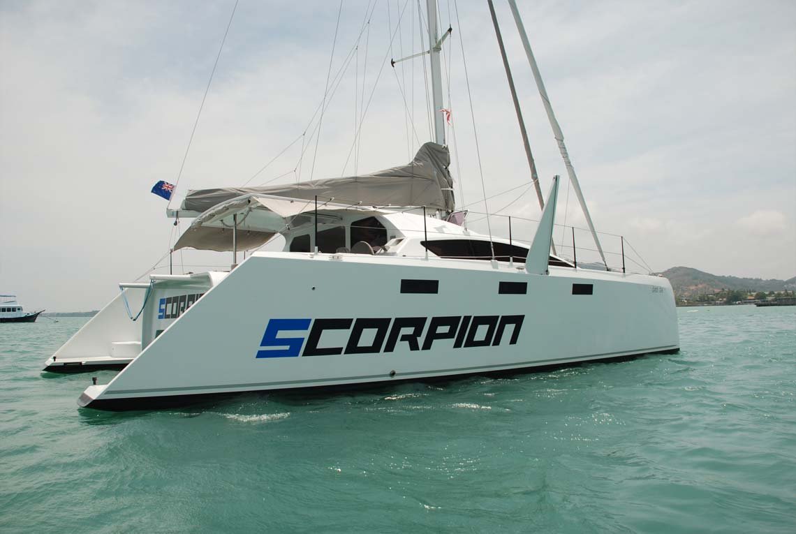 catamaran moteur 12m