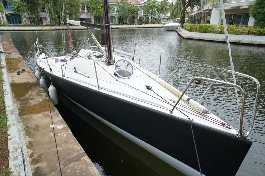 mumm 30 sailboat